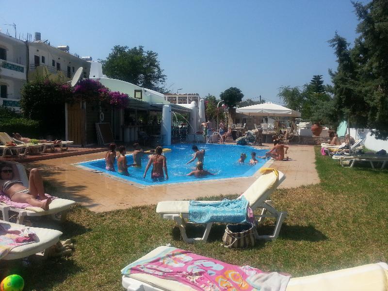 Gorgona Studios Faliraki Extérieur photo